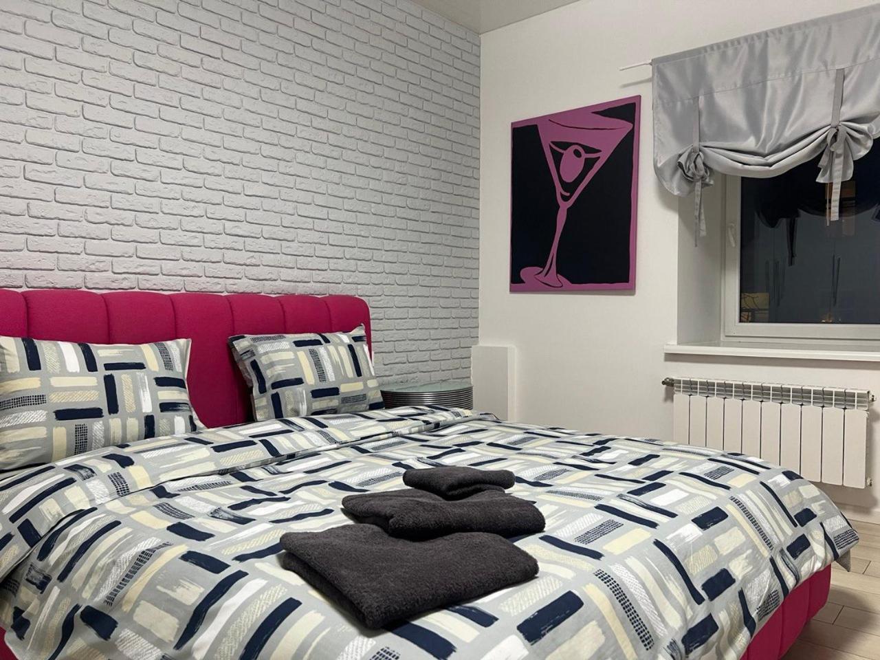 2-Room Luxury Apartment In The Center Киев Екстериор снимка