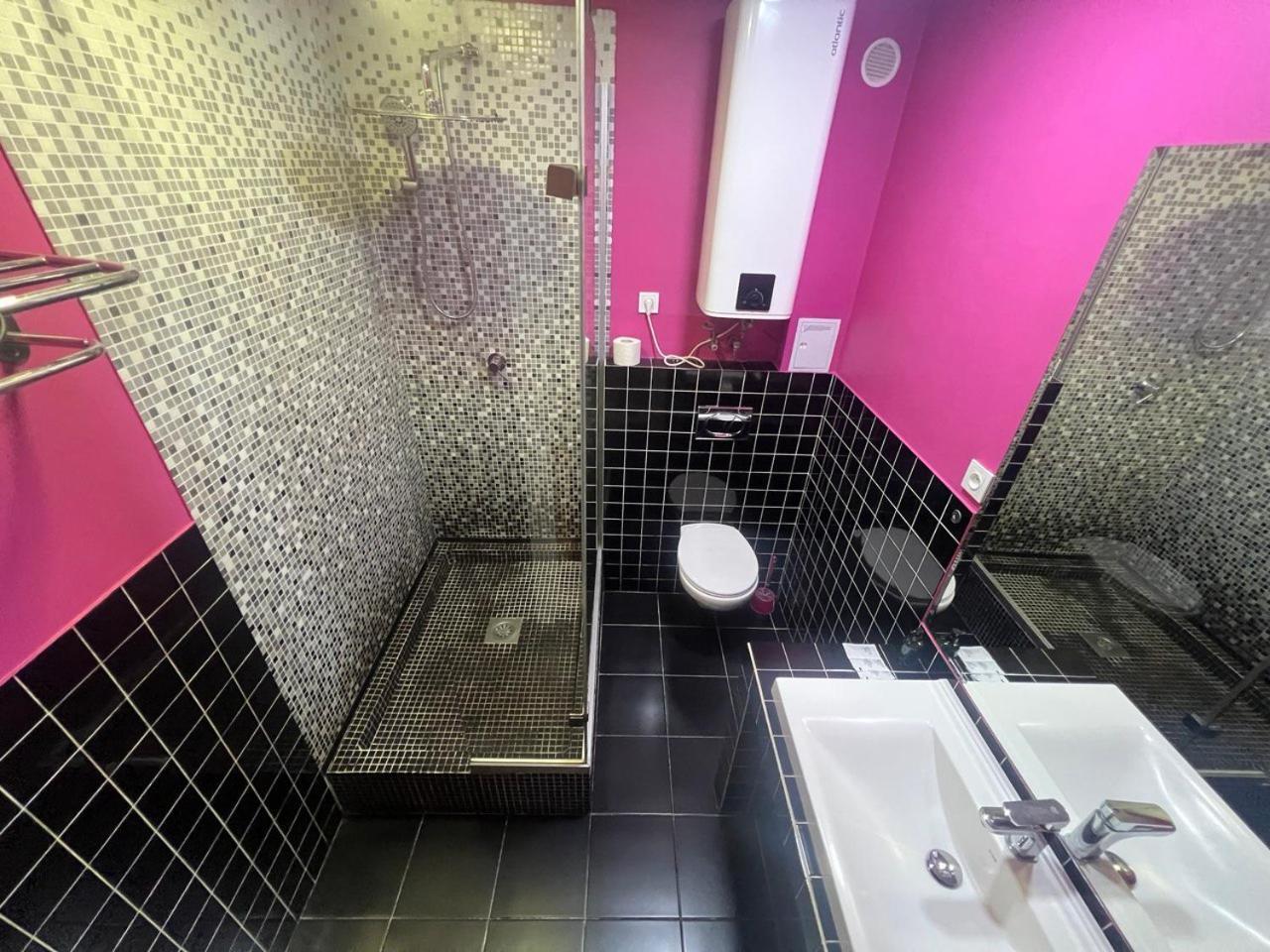 2-Room Luxury Apartment In The Center Киев Екстериор снимка